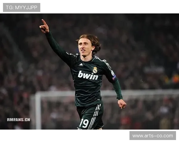 奥德加德中场表现持续提升,助力球队攻防兼备的趋势明显