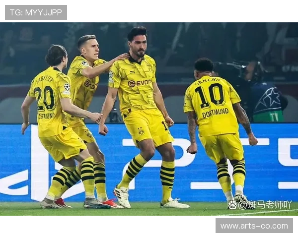 多特蒙德年轻阵容关键时刻失控,稳定性面临考验 多特蒙德年轻阵容关键时刻失控,稳定性面临考验